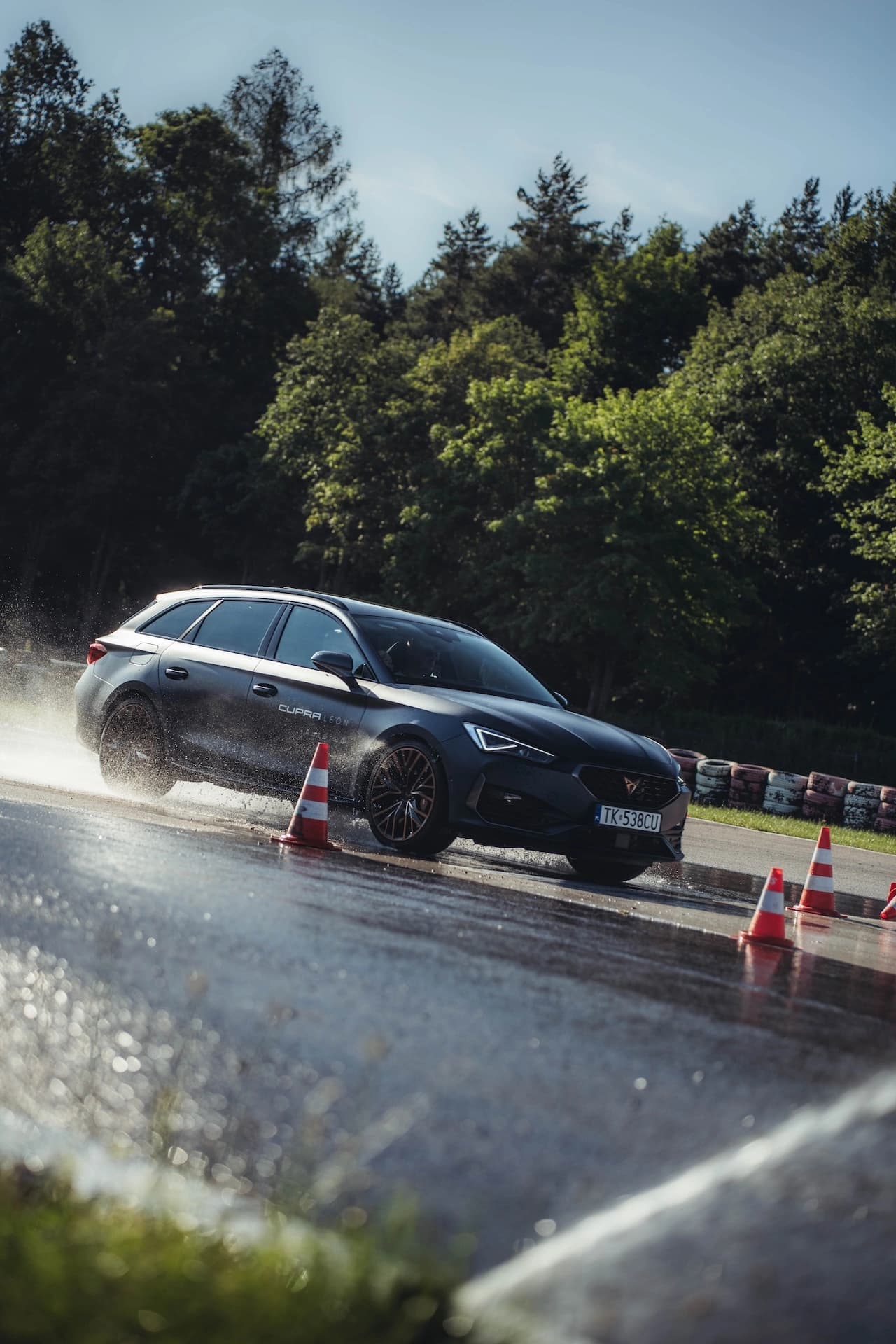 zdjęcie cupra autorud driving academy3
